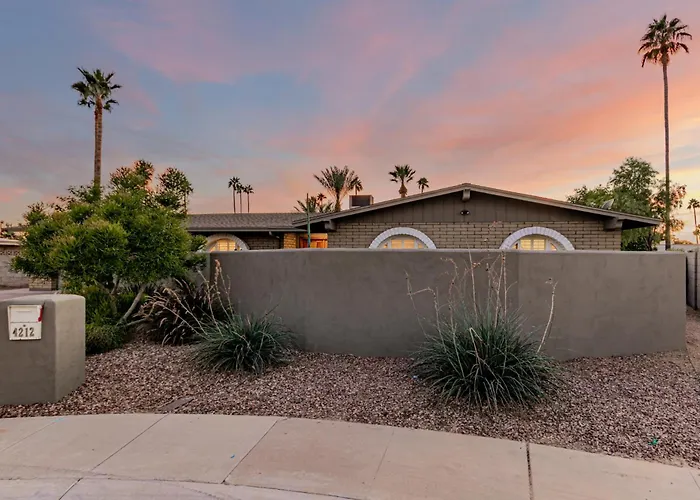 87th Pl - 4br - Holiday home