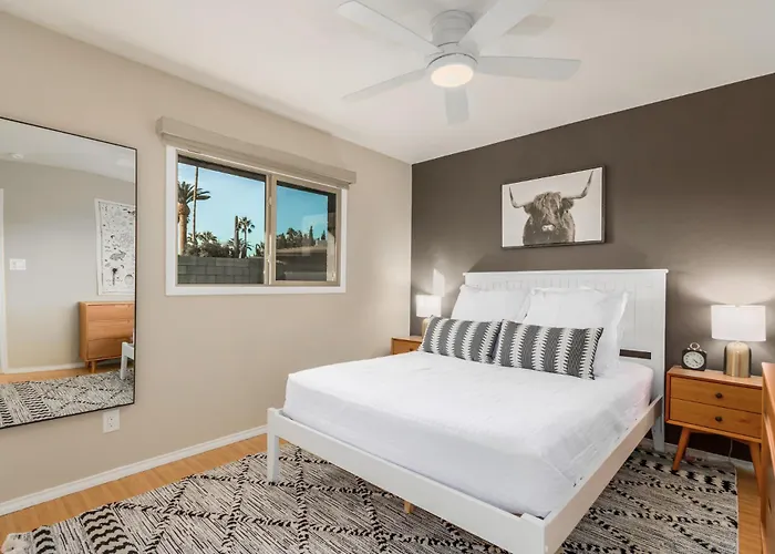 87th Pl - 4br - Holiday home
